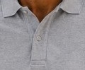 Zbliżenie kołnierzyka_Męska popielata koszulka polo JHK JT POLO GM w stylizacji casual.jpg