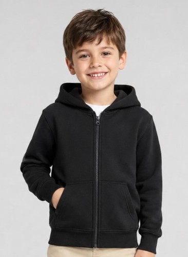 Dziecięca czarna bluza rozpinana z kapturem JHK na modelu..jpg